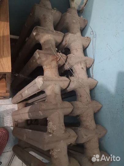 Батарея чугунная