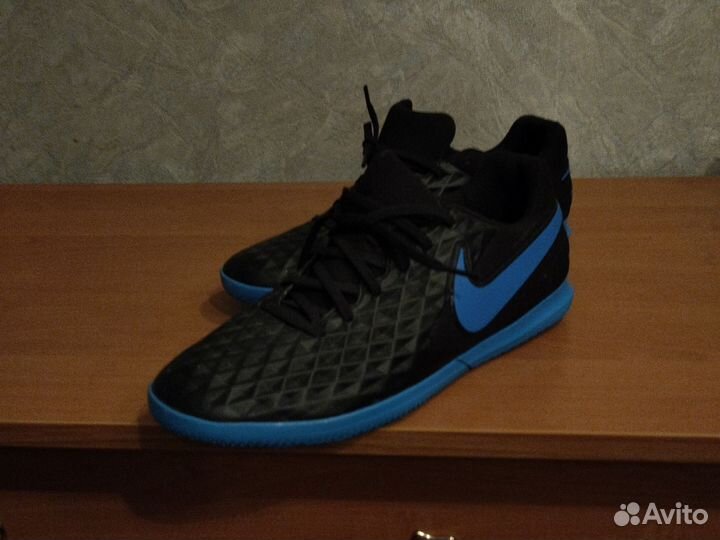 Футзалки или бампыNice