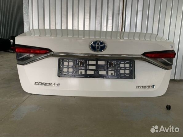 Крышка багажника Toyota Corolla E 210 2018-2024
