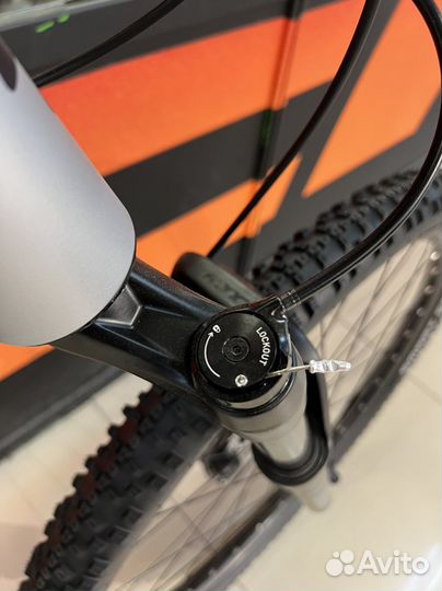 Велосипед Cube Attention SLX 29