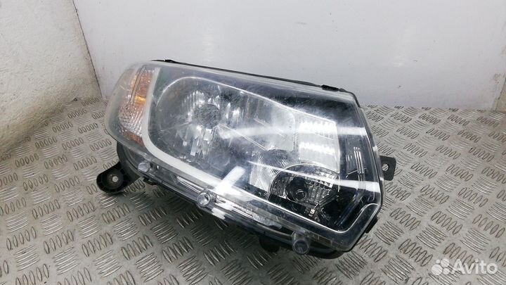 Фара правая Dacia Sandero 2 2013 260105925R