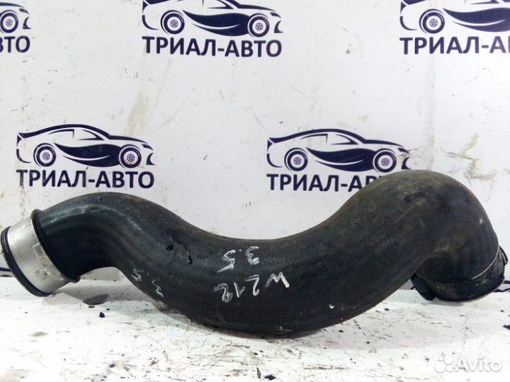 Патрубок W212