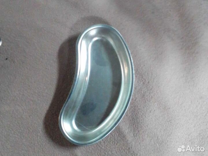 Лоток медицинский