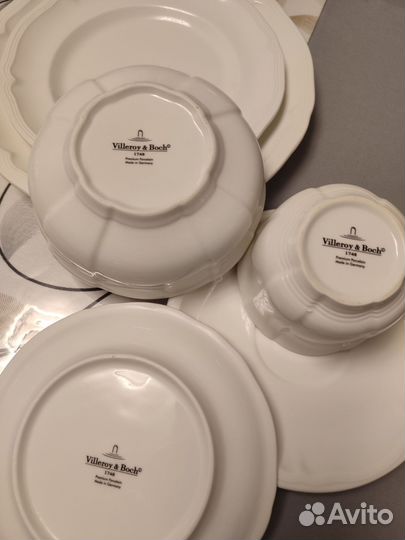 Набор столовой посуды на 12 персон