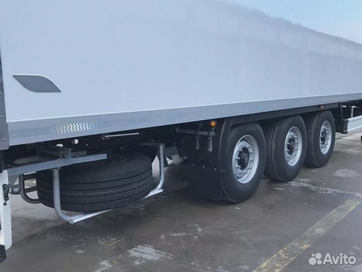 Полуприцеп рефрижератор Kassbohrer Frigo, 2023