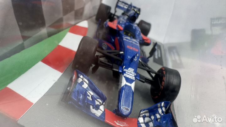 Carlos Sainz Jr #55 Torro Rosso str12 - 2017