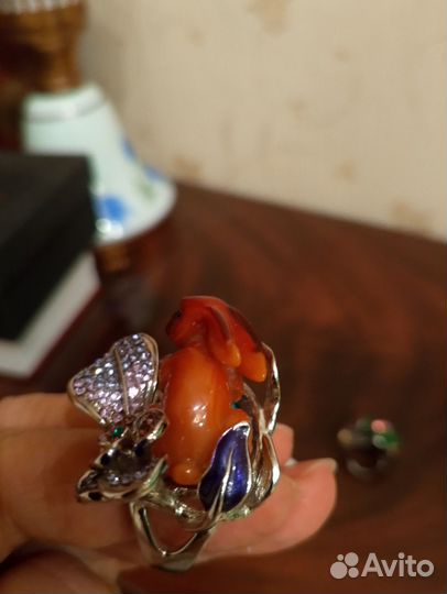 Кольца с натуральным камнем, стразами