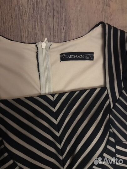 Платье нарядное