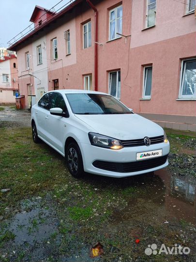 Volkswagen Polo 1.6 МТ, 2015, 302 000 км