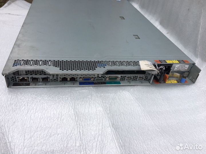 Сервер Avaya S8800 с 2 дисками