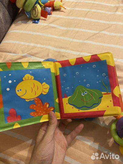 Игрушки для малышей пакетом