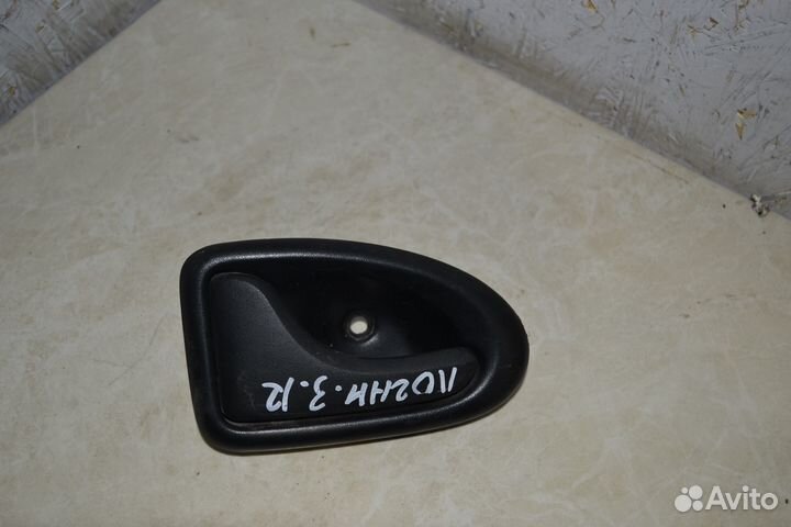 Ручка внутренняя задняя правая Renault Logan