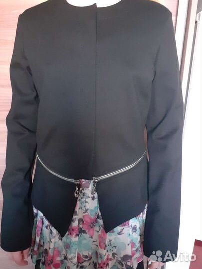 Жакет для девочки 10-11лет, новый