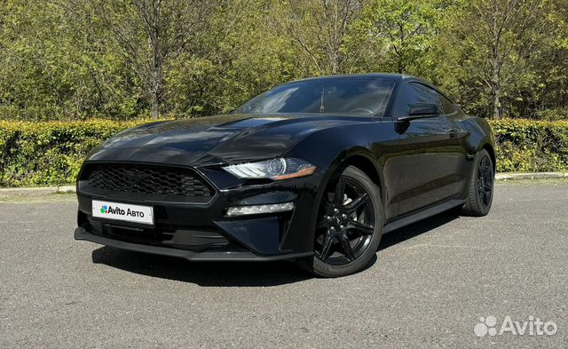 Ford Mustang 2.3 AT, 2018, 67 000 км с пробегом, цена 2640000 руб.