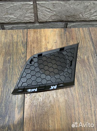 Аudi А5 (8T) Решетки динамиков