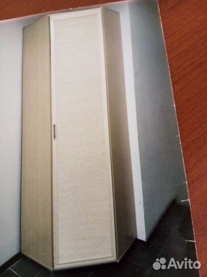 Угловой шкаф