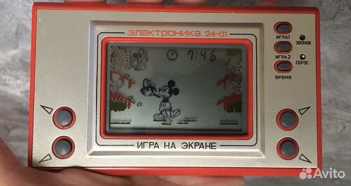 Электроника 24-01. Игра на экране (Микки Маус)