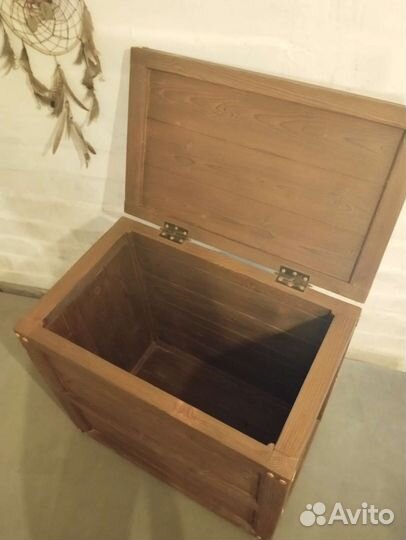 Сундук интерьерный