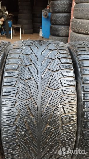 Pirelli Ice Zero 295/40 R21 111H