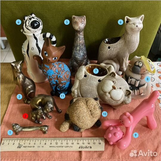 Коллекция фарфоровых и керамических котов и кошек