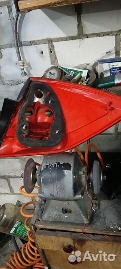 Фонарь задний левый рено меган 2