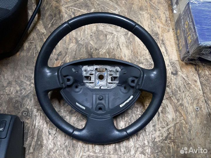 Рулевое колесо Рено Логан 1 Сандеро 1