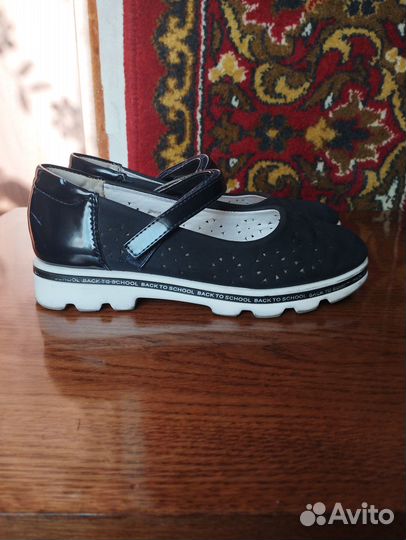 Туфли для девочки в школу