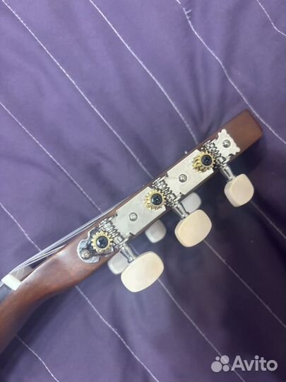 Гитара yamaha c40