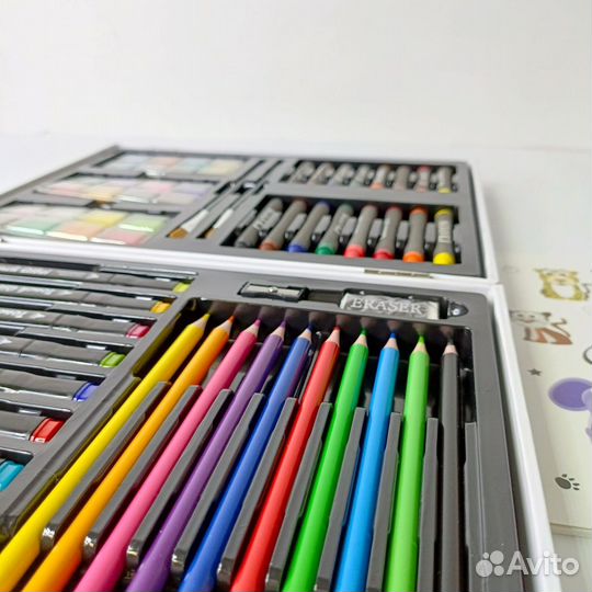 Кейс фломастеров и мелков