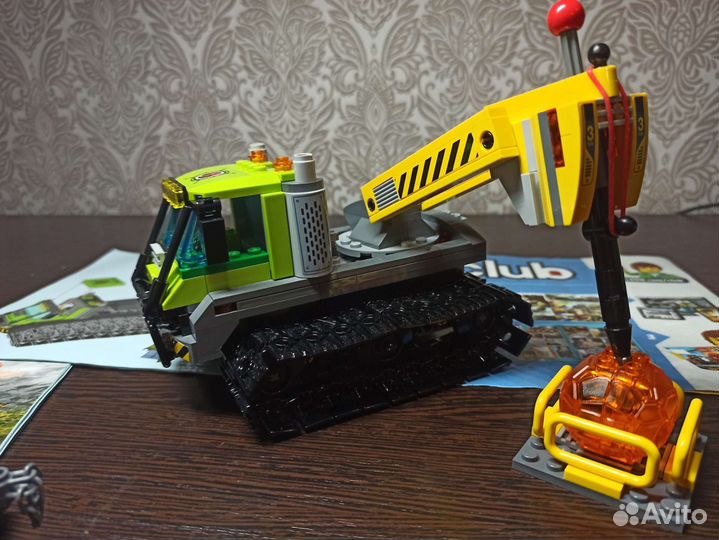 Lego City 60122 Исследователи вулканов