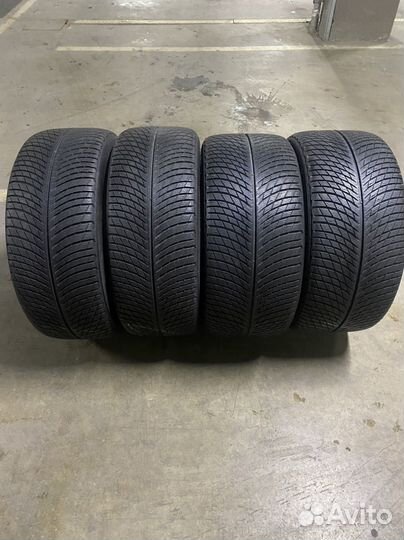 Michelin Pilot Alpin 5 SUV 285/45 R21 и 315/40 R21 115V