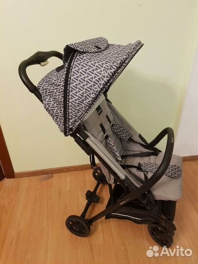 Прогулочная коляска inglesina quid