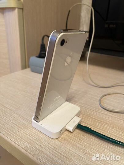 Док станция Apple +iPhone 4(на iCloud)