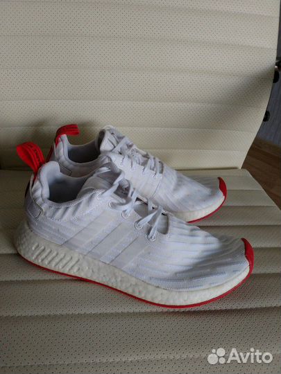 Кроссовки Adidas NMD R2 купить в Москве, Личные вещи