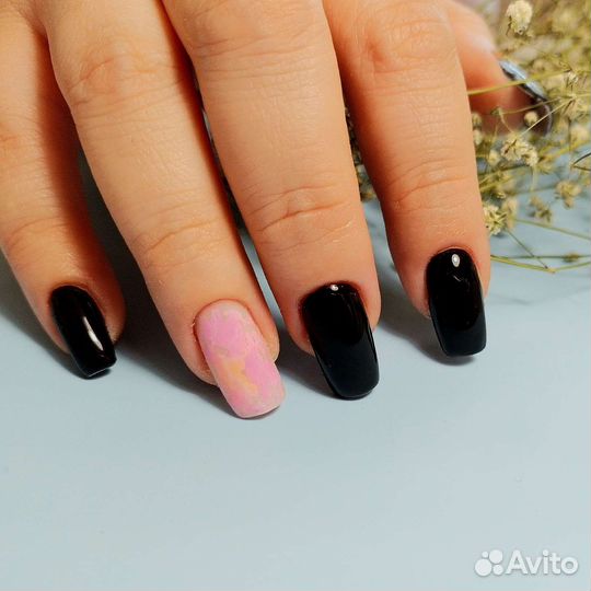 Маникюр с покрытием гель-лаком