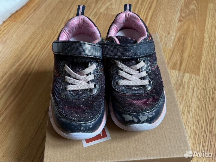 Кроссовки для девочки 25 размер