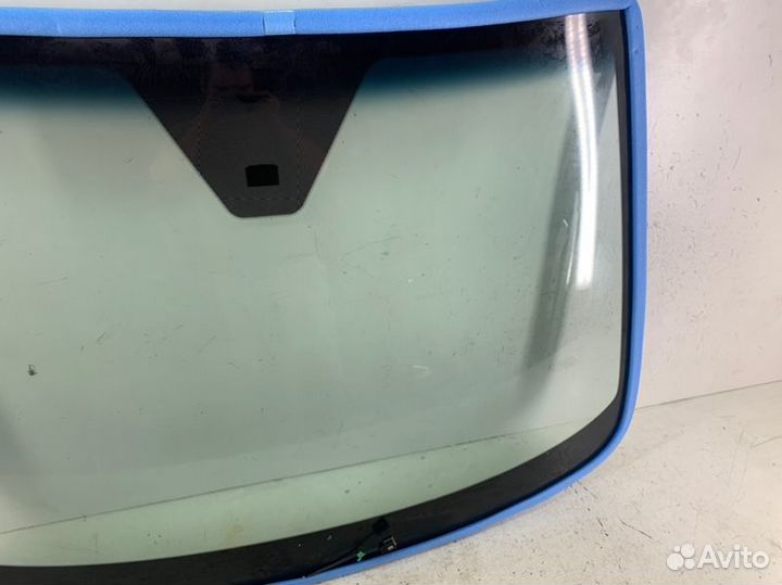 Стекло лобовое Chevrolet Captiva C140 2011