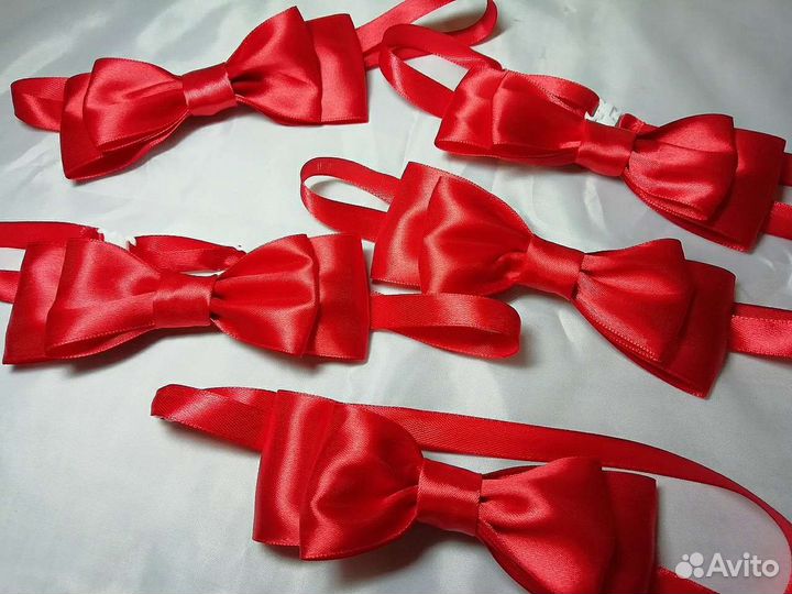 Бабочки для друзей жениха