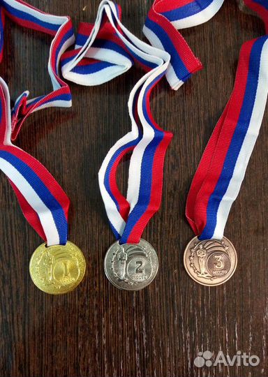 Медаль за 2 место серебряная наградная Магазин