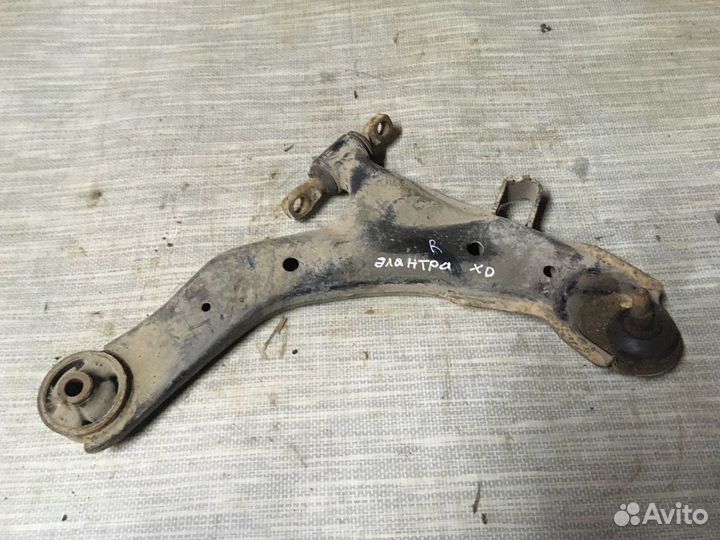 Рычаг передний правый Hyundai Elantra