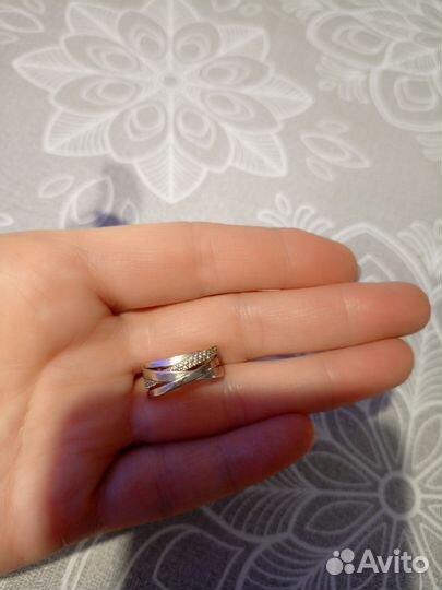 Серебряное кольцо женское