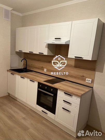 Кухня в наличии столешница в подарок