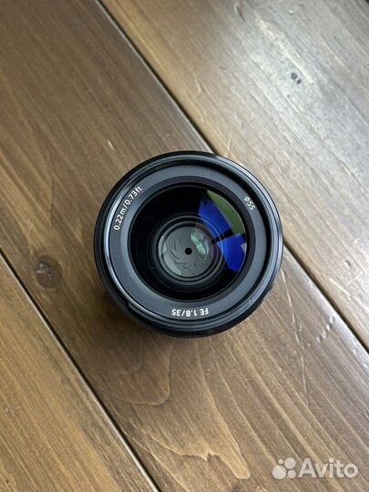 Объектив sony e mount 1.8 / 35 мм