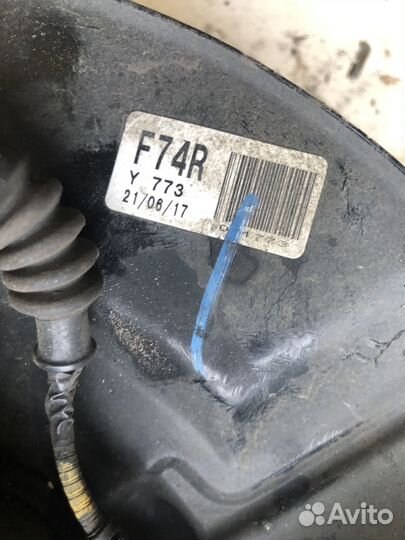 Кулак поворотный передний правый Lехus rх450h