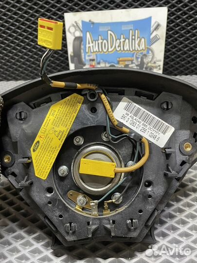 Подушка безопасности в руль Ford Focus 1