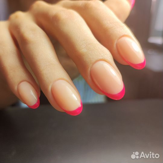 Мастер маникюра и педикюра