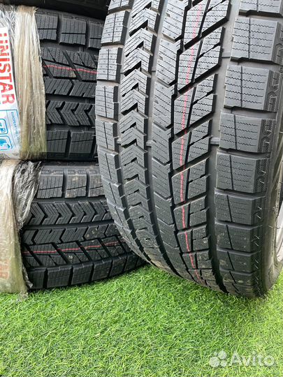 Unistar Ice Protection 285/40 R22 110H