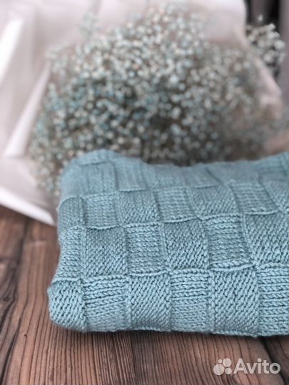 Десткий плед вязаный