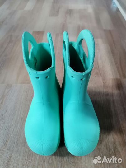 Резиновые сапоги crocs
