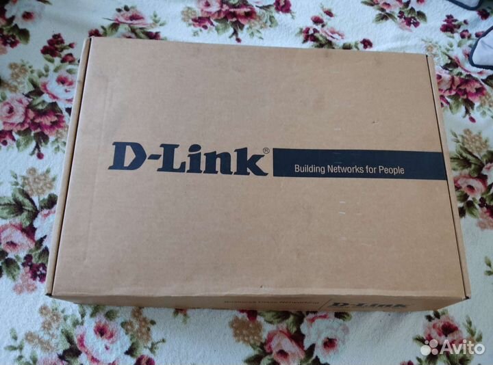 Новый D-Link DES 1210-52 управляемый коммутатор